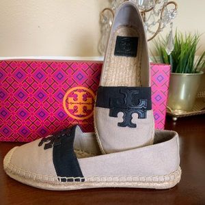 🖤Black and Beige Espadrilles🖤